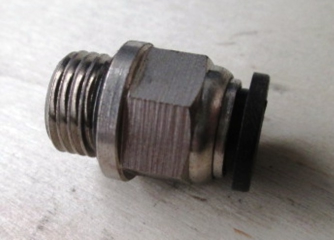 RACCORD DROIT 1/4" /T.6-8 CXR